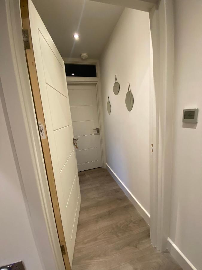 Quiet North London - 2 X Double Bedrooms - Close To Station And 20Mins Central London Totteridge Exteriér fotografie